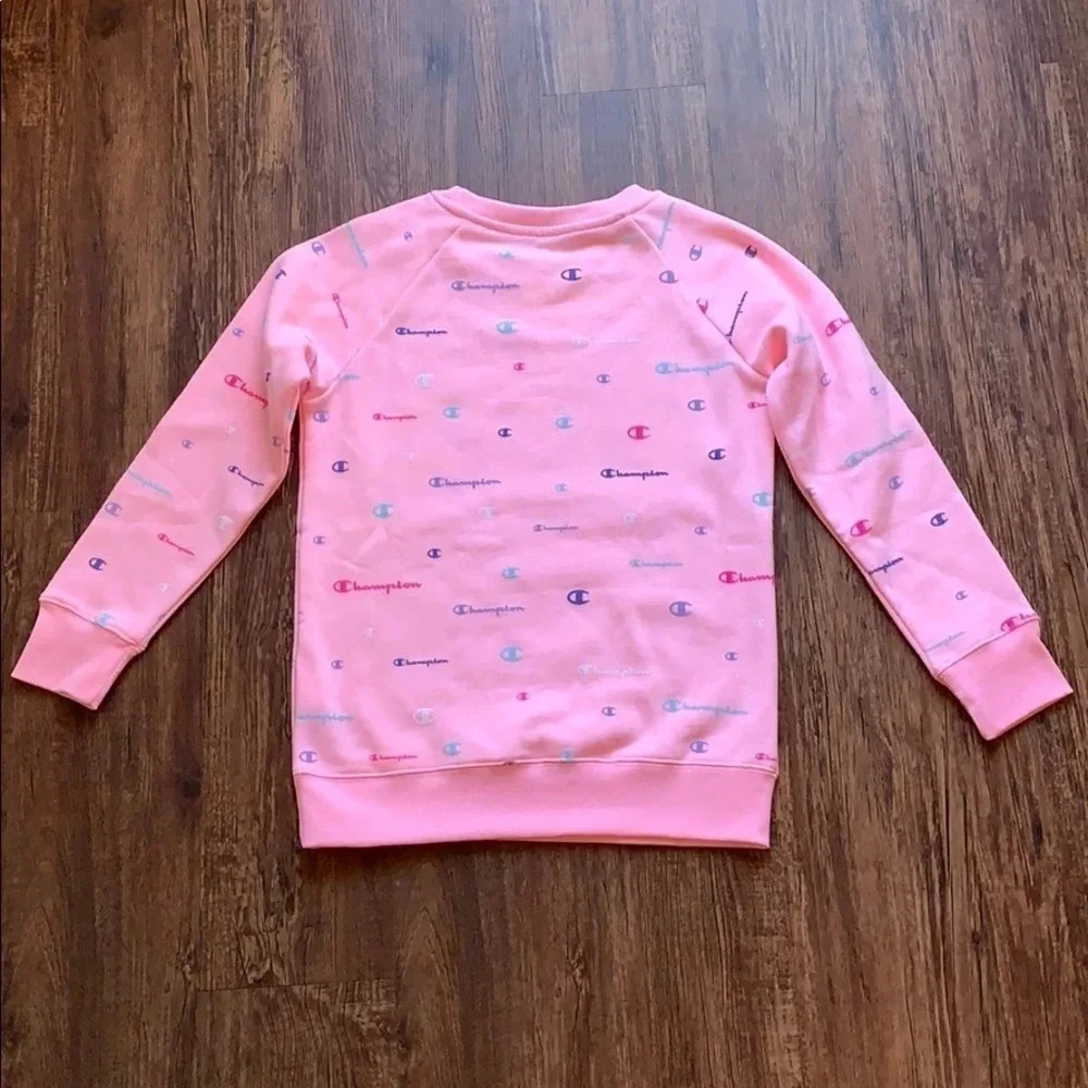 Girls Champion All Over Logo Pink Crewneck Sweatshirt Sz Medium NWT - Picture 2 of 12
